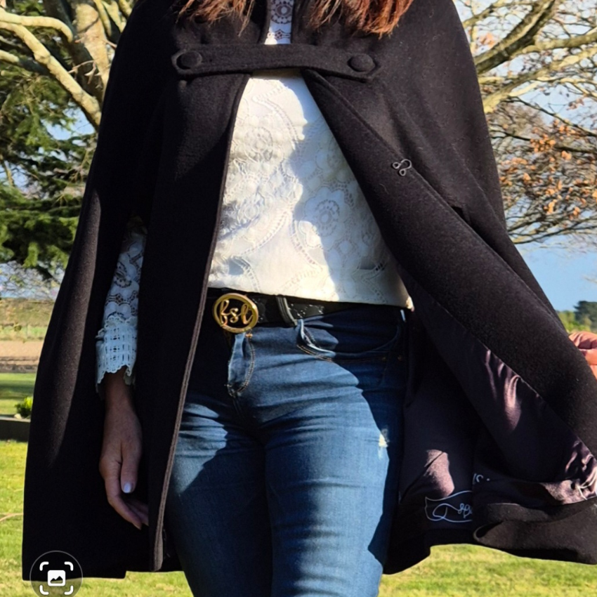 Luxury Audrey Cape - Black